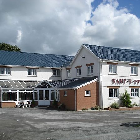 Llandissilio Nant-Y-Ffin Hotel מראה חיצוני תמונה