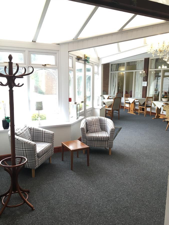 Llandissilio Nant-Y-Ffin Hotel מראה חיצוני תמונה