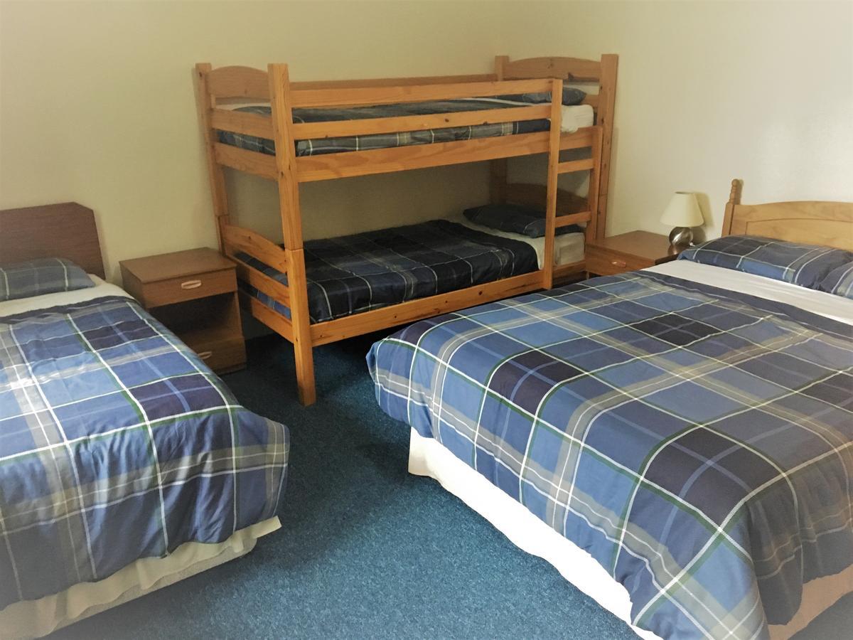 Llandissilio Nant-Y-Ffin Hotel מראה חיצוני תמונה
